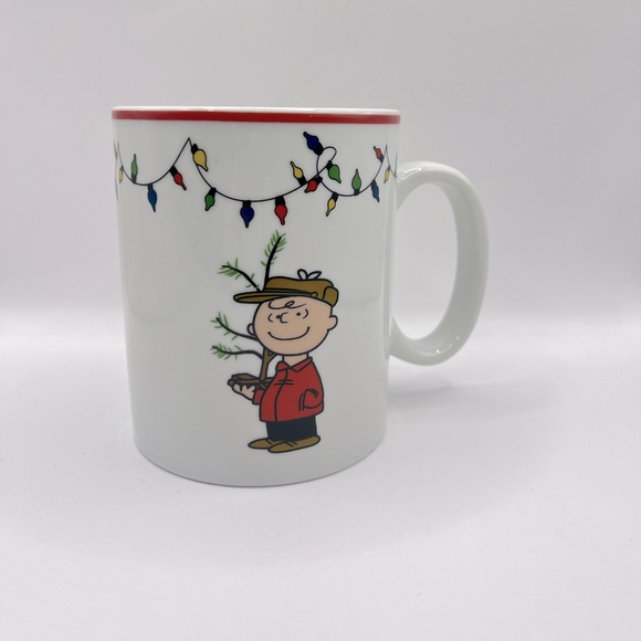 Peanuts Charlie Brown holiday mug - Picture 2 of 3